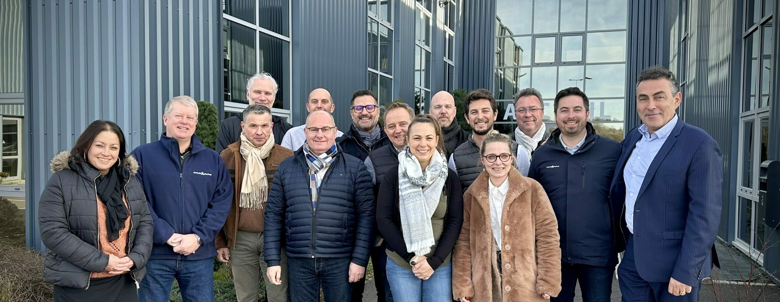 https://groupe-sterenn.com/wp-content/uploads/2020/12/Rencontre-des-equipes-Maxam-et-STERENN-Pneumatiques-scaled-e1741789996131.jpeg